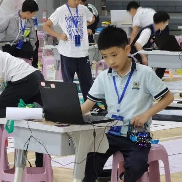 我校学生获机器人竞赛项目重庆市级选拔赛一等奖